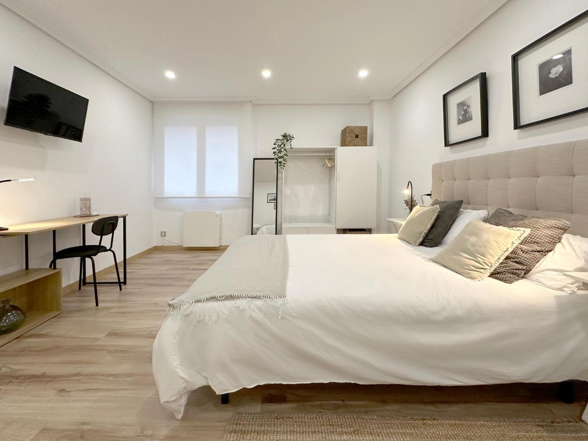 Encantador Junto Al Ayuntamiento Appartement